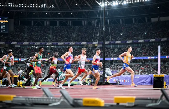 M 10000M 7420