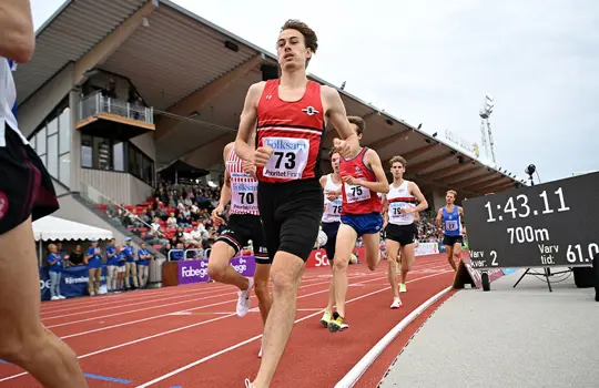 Leo Magnusson23