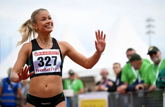 Julia Henriksson24