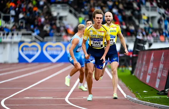 4 X 400 M Män 6768
