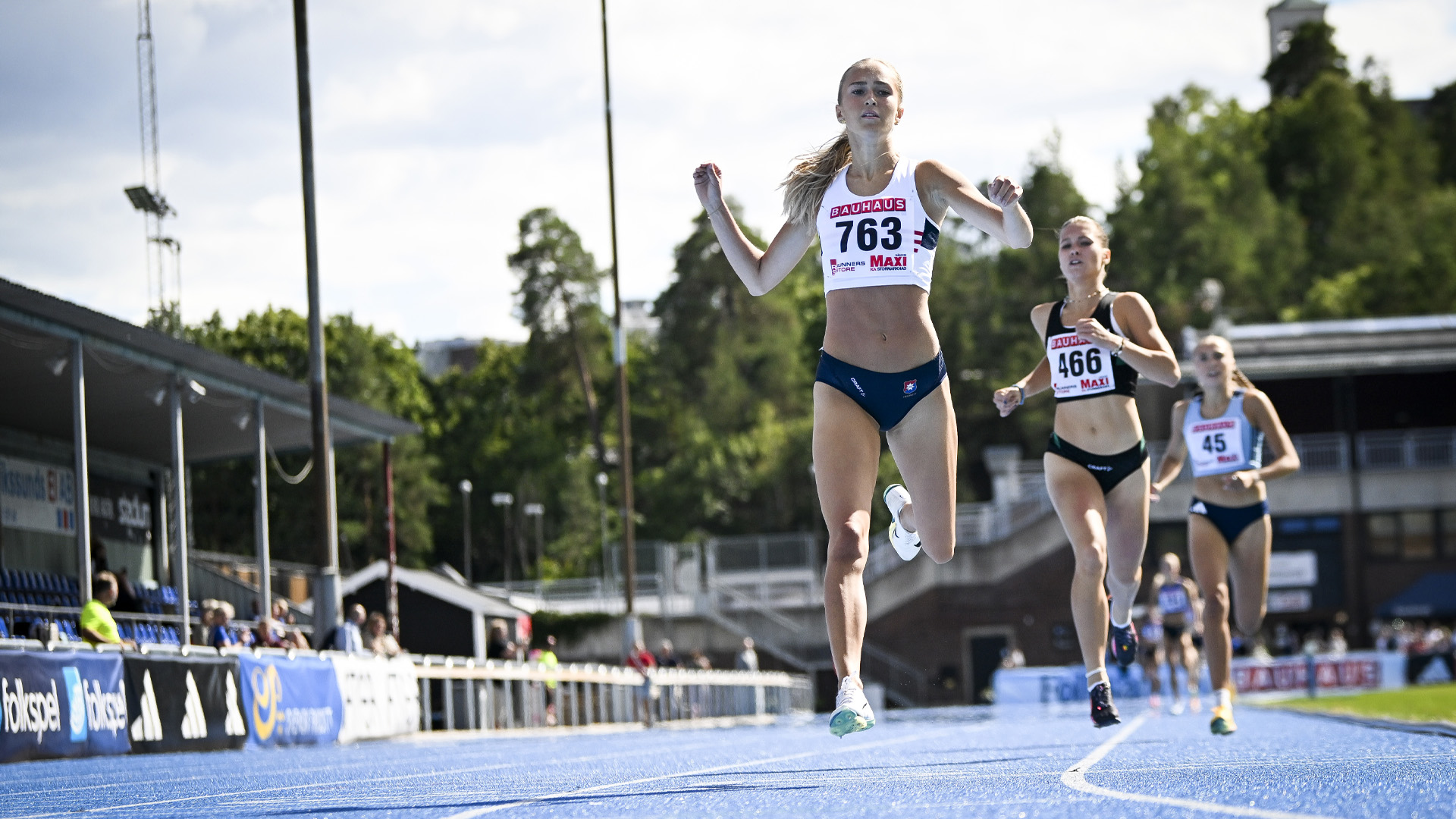 Elna 800 Meter