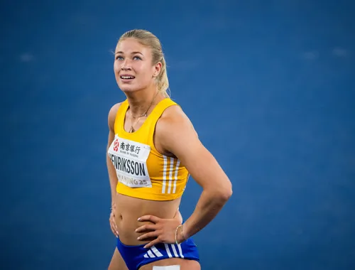 Julia Henriksson 3083