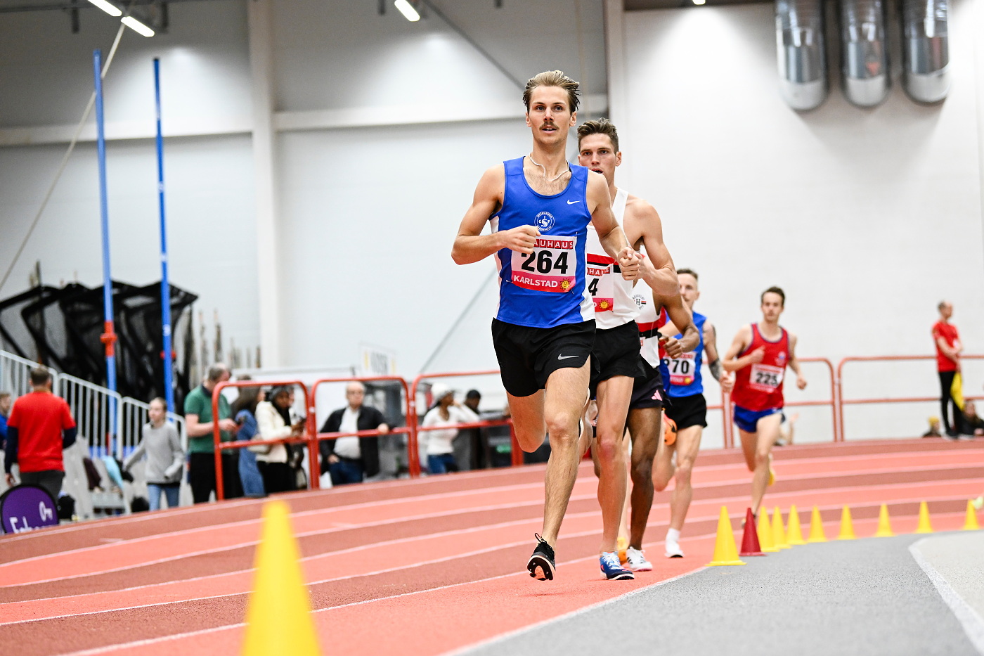 Oliver Löfqvist 2185