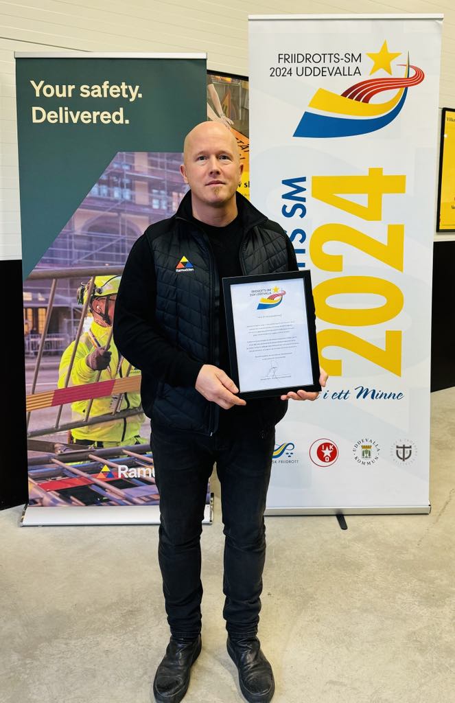 Fad811c2 099B 42E3 A592 Bc63034e3371