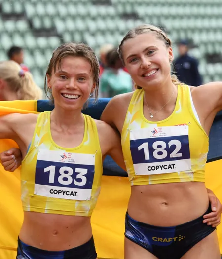 Elsa Sundqvist och Saga Provcic