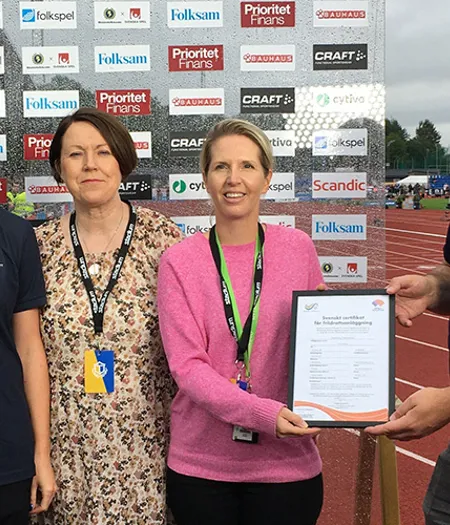 Vid utdelningen av diplomet deltog Tjalve Friidrotts ordförande Anna Palmerius, Norrevos styrelseordförande Lena Byström och vd Monica Jangland samt Svensk Friidrotts tävlingsansvarige Daniel Bergin.