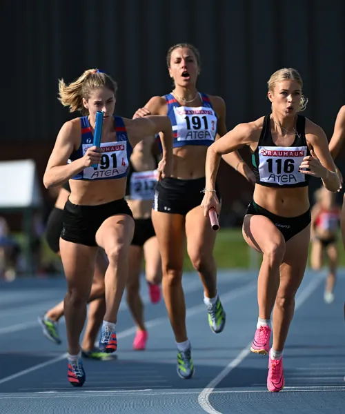 K 4X400m 7135