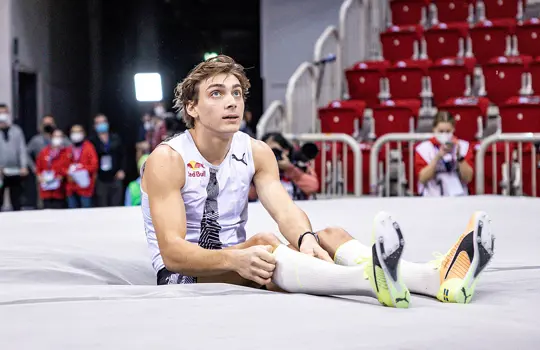 Armand Duplantis (31)