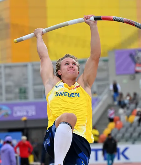 Linus Jönsson24