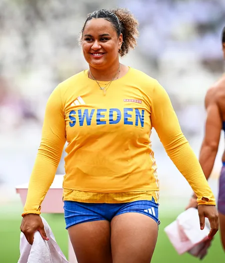 Vanessa Kamga 7028