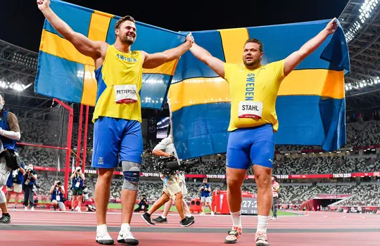 Daniel Och Simon 2944