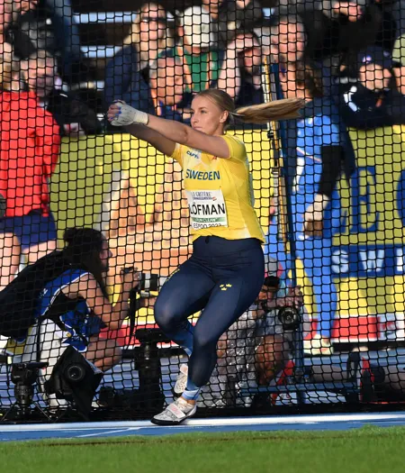 Thea Löfman 880 4115