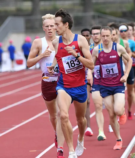 3000M