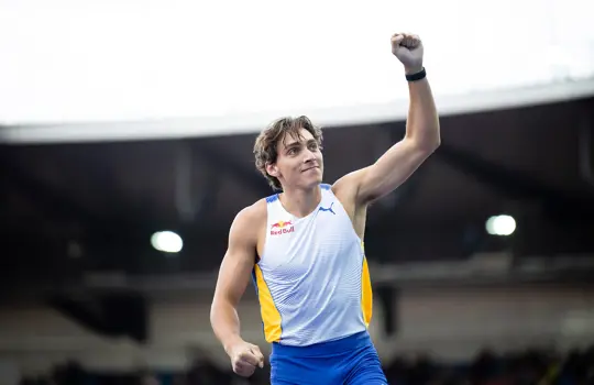 Armand Duplantis 8766