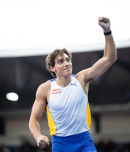 Armand Duplantis 8766