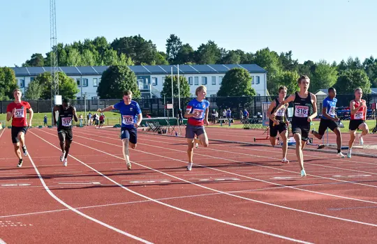 100Mfinal P16