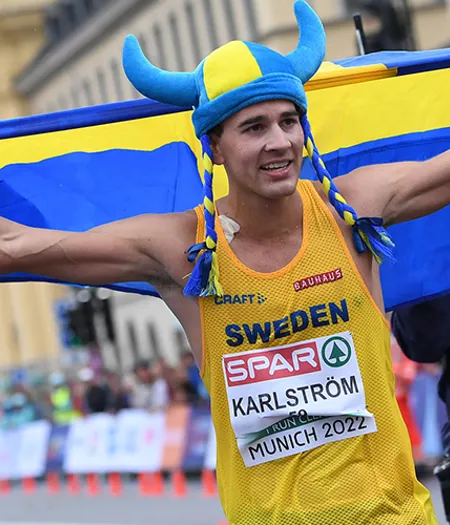 Perseus Karlström tog en silvermedalj på 20 kilometer gång, mot alla odds.x
