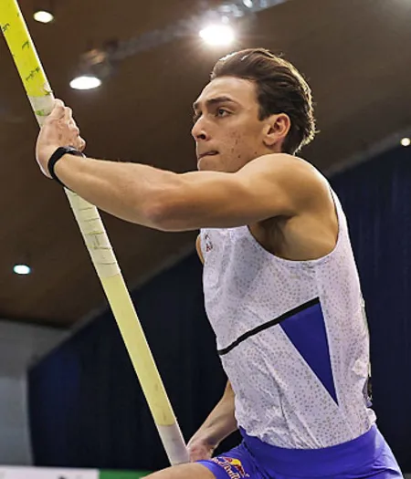 Armand Duplantis (18)