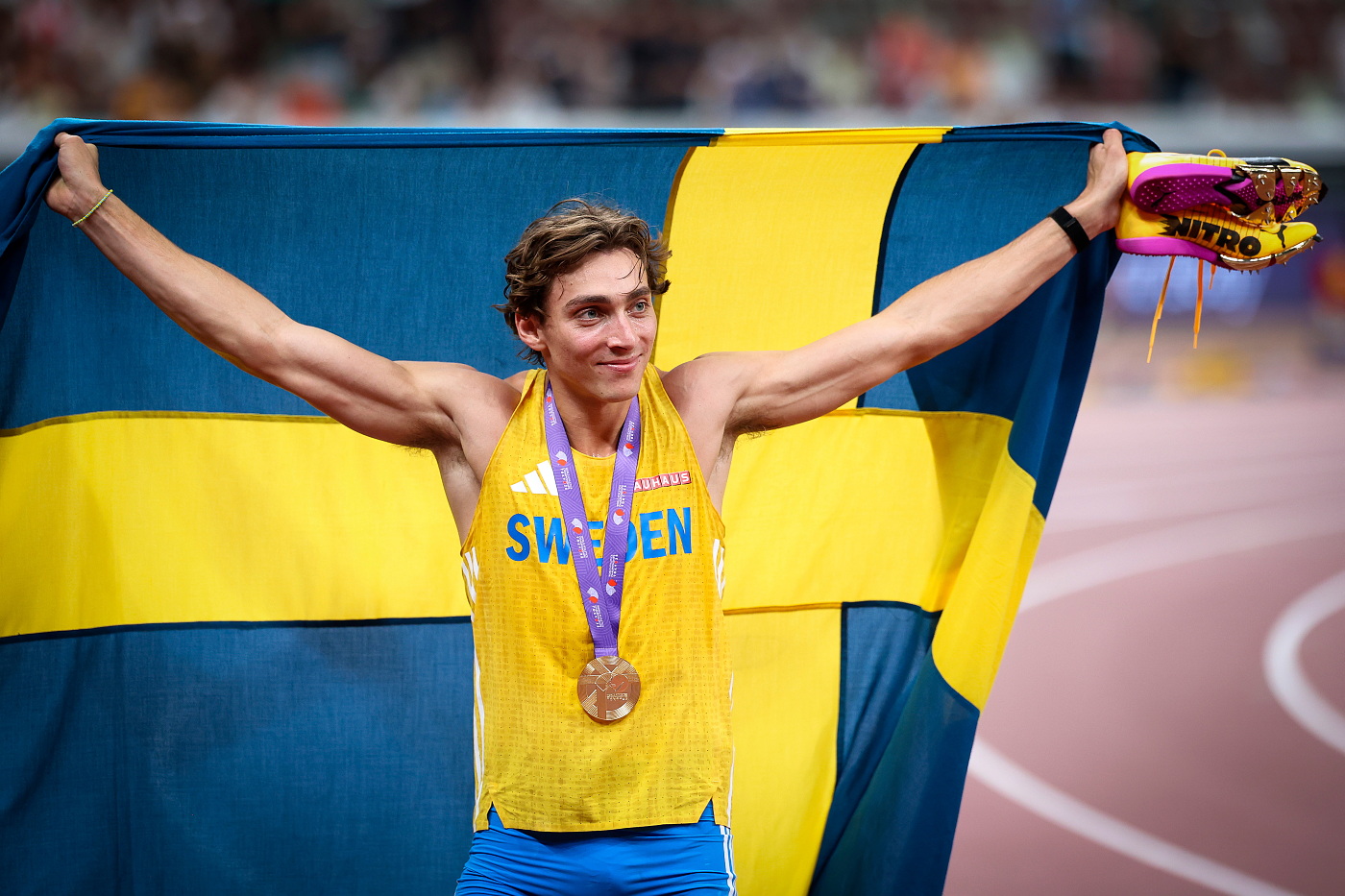 Armand DUPLANTIS 7635 (1)