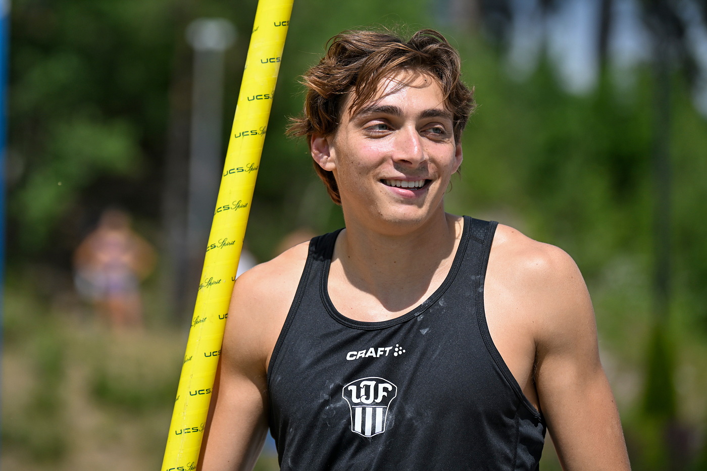 Armand Duplantis (40)