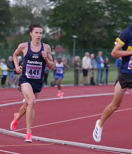 Andreas Almgren25