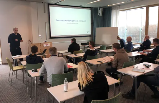Förbundsdomarutbildning