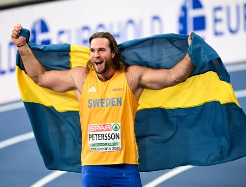 Wictor Peterson DSC 5158 2438