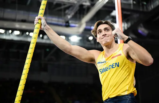 Armand Duplantis (36)