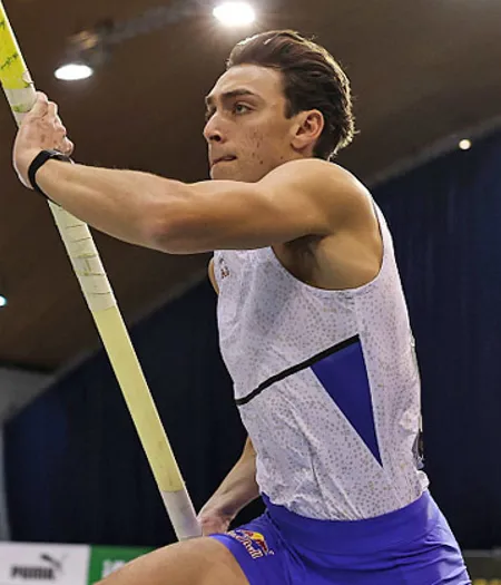 Armand Duplantis (21)