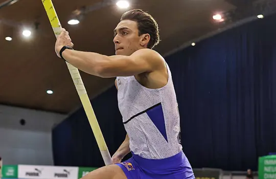 Armand Duplantis (21)