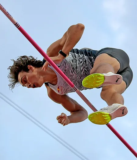 Armand Duplantis (12)