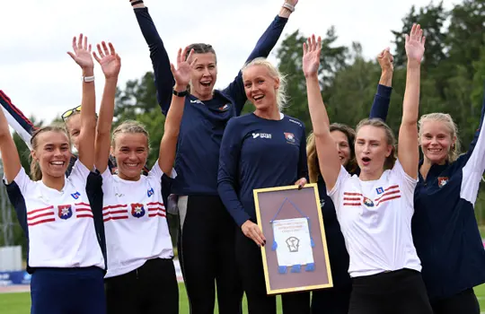 Örgryte IS som vann det kvinnliga Standaret för första gången.