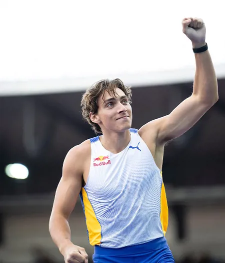 Armand Duplantis (35)