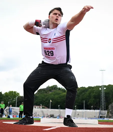 Leo Zikovic 0741