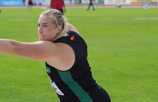 Fanny Roos25